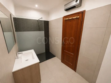 Apartamento T2 para Venda em Agualva e Mira-Sintra
