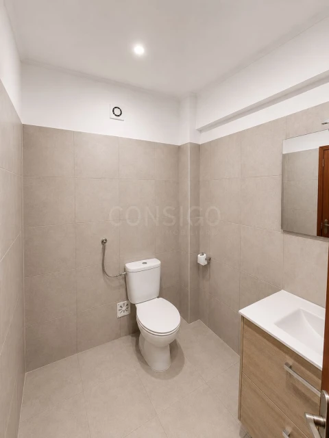 Apartamento T2 para Venda em Agualva e Mira-Sintra