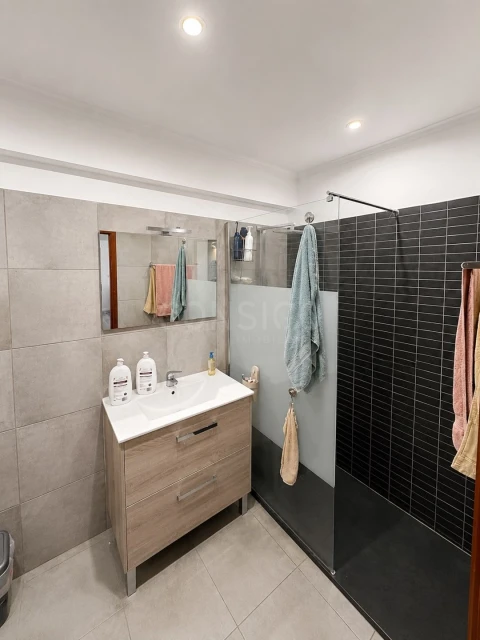 Apartamento T2 para Venda em Agualva e Mira-Sintra