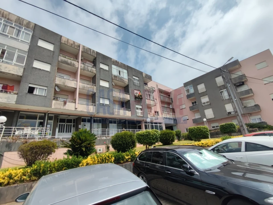 Apartamento T3 para Venda em Ribeirão Foto 2