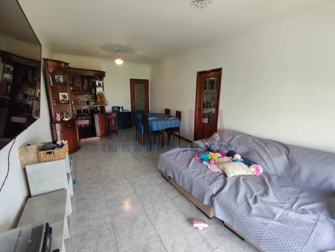 Apartamento T3 para Venda em Ribeirão Foto 3