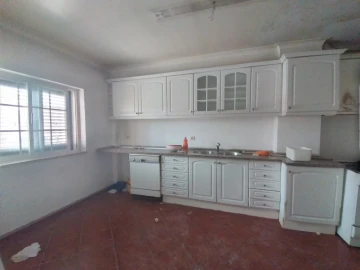 Moradia T5 para Venda em Rio de Mouro