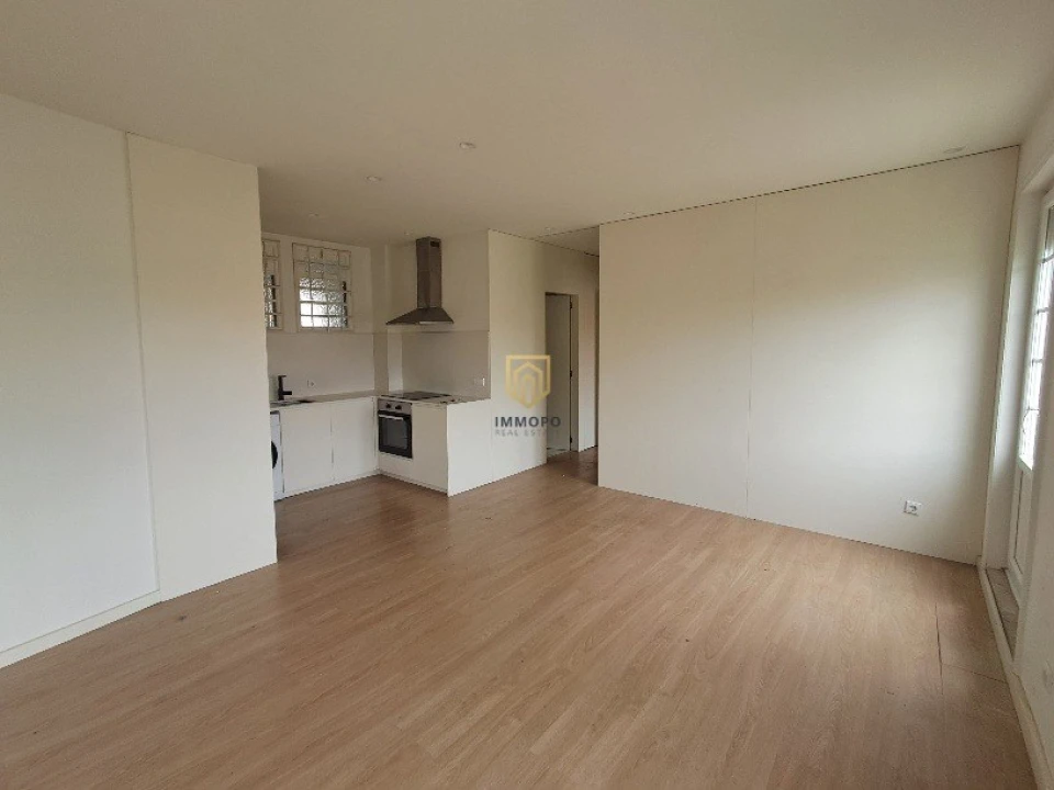 Apartamento T2 para Arrendamento em Cedofeita, Santo Ildefonso, Sé, Miragaia, São Nicolau e Vitória Foto 21