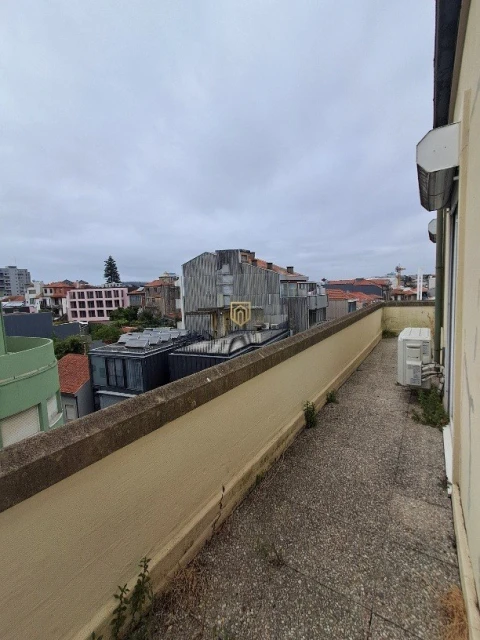 Apartamento T2 para Arrendamento em Cedofeita, Santo Ildefonso, Sé, Miragaia, São Nicolau e Vitória