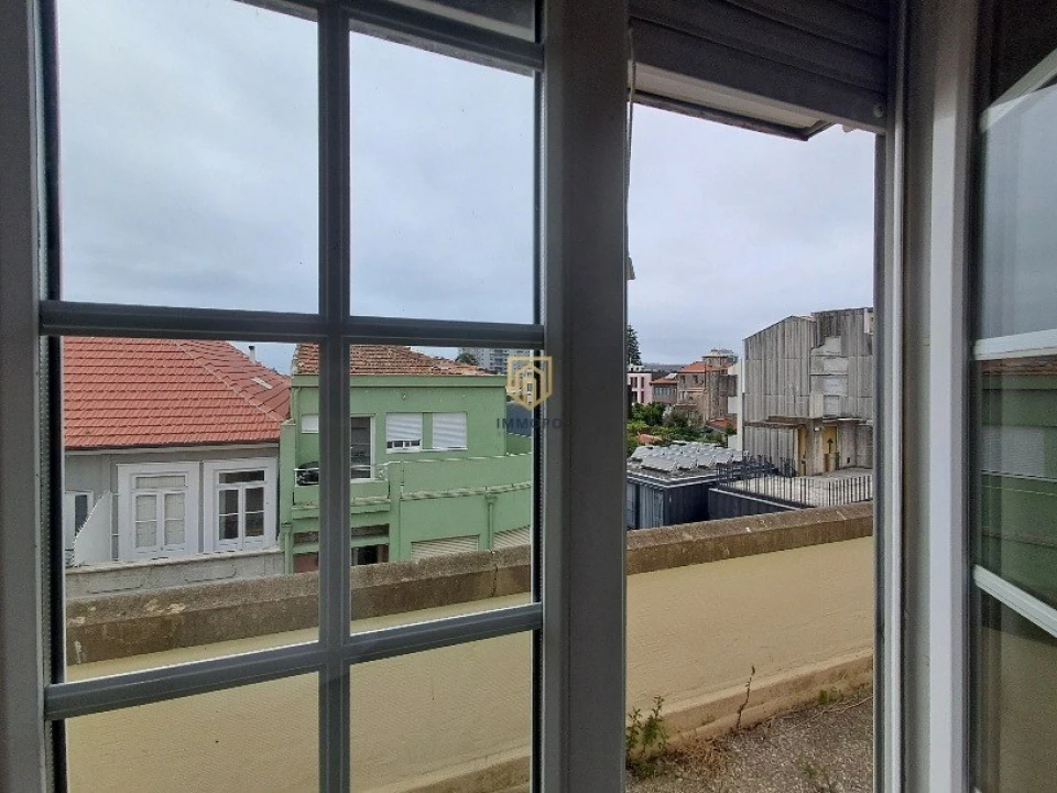 Apartamento T2 para Arrendamento em Cedofeita, Santo Ildefonso, Sé, Miragaia, São Nicolau e Vitória Foto 30