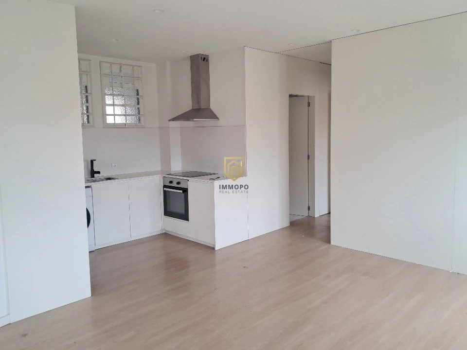 Apartamento T2 para Arrendamento em Cedofeita, Santo Ildefonso, Sé, Miragaia, São Nicolau e Vitória Foto 1
