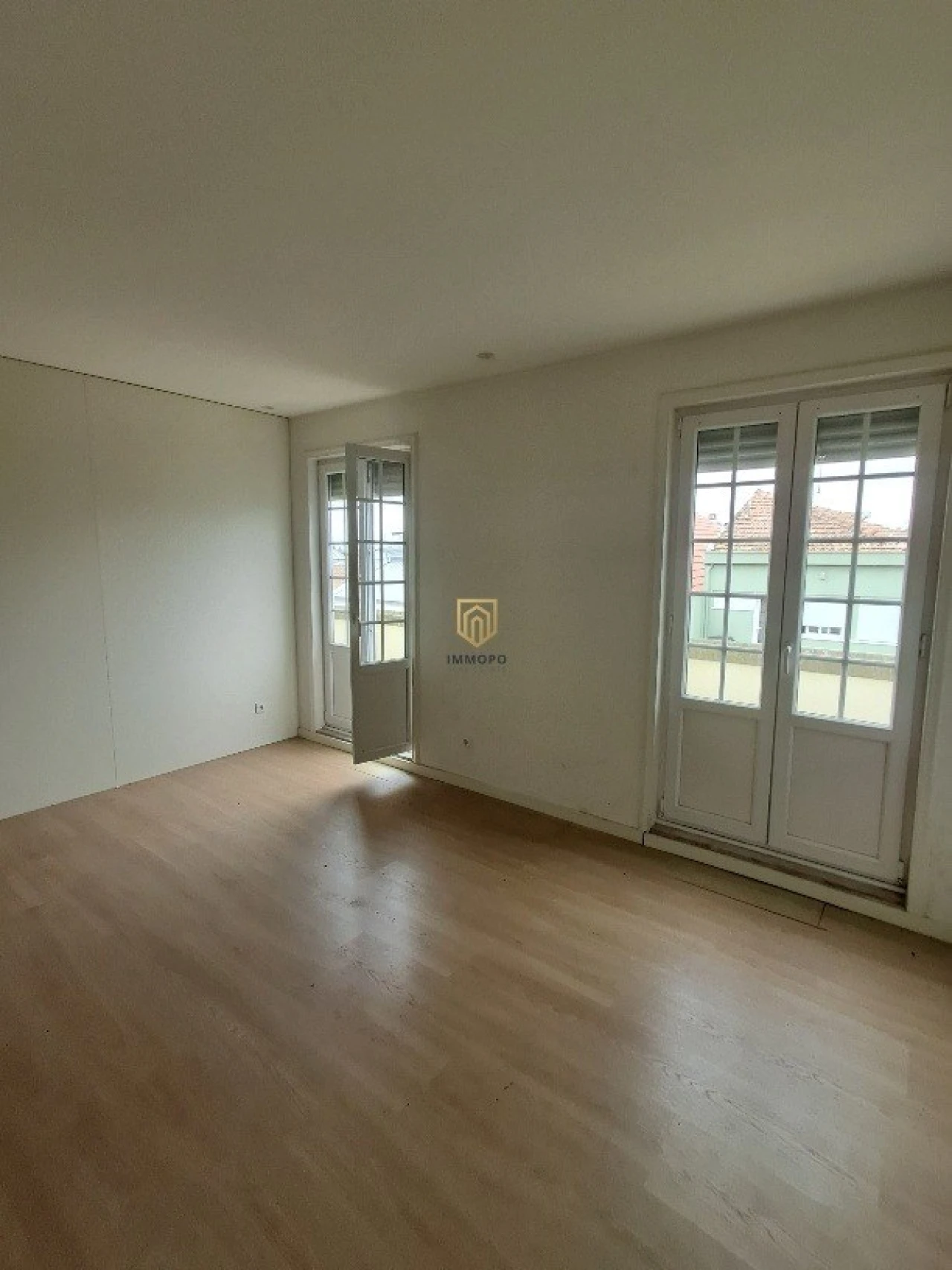 Apartamento T2 para Arrendamento em Cedofeita, Santo Ildefonso, Sé, Miragaia, São Nicolau e Vitória Foto 3
