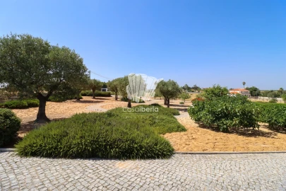 Moradia T4 para Venda em Lagoa e Carvoeiro