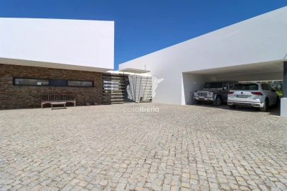 Moradia T4 para Venda em Lagoa e Carvoeiro