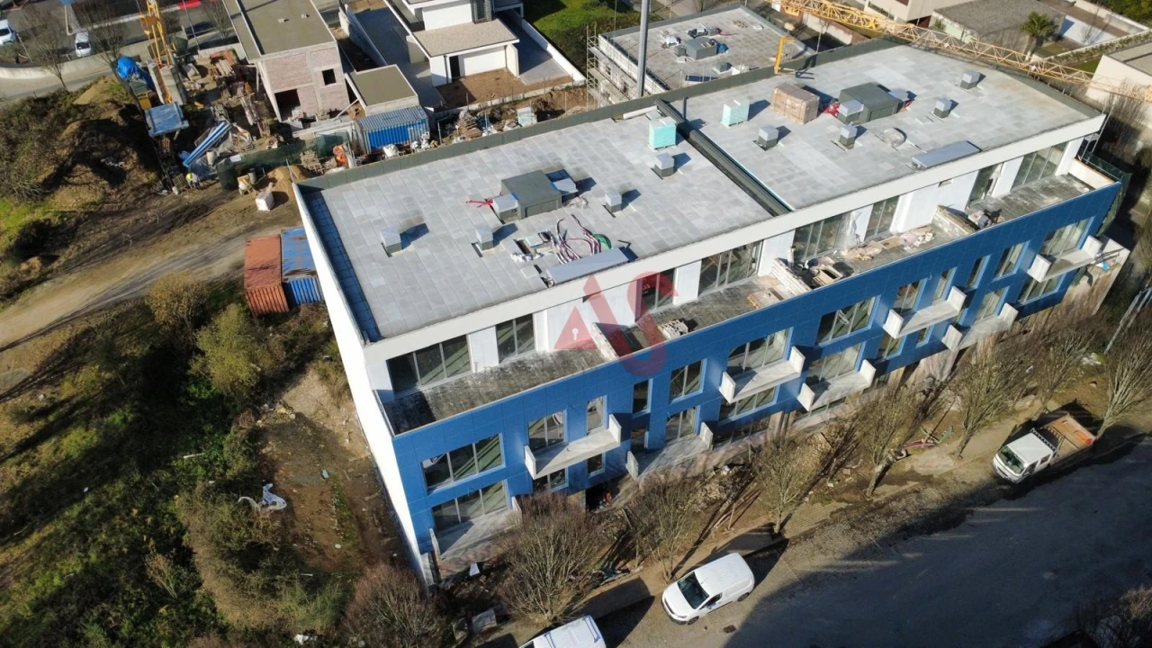 Apartamento T2 para Venda em Pombeiro de Ribavizela Foto 1