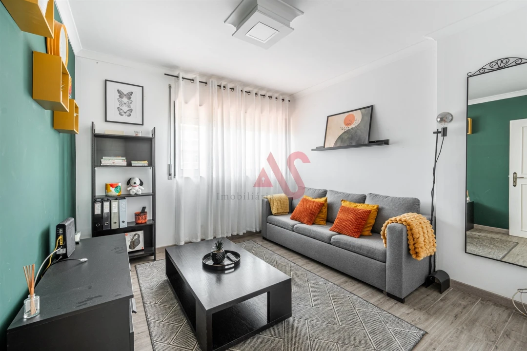Apartamento T1 para Venda em São Mamede de Infesta e Senhora da Hora Foto 1
