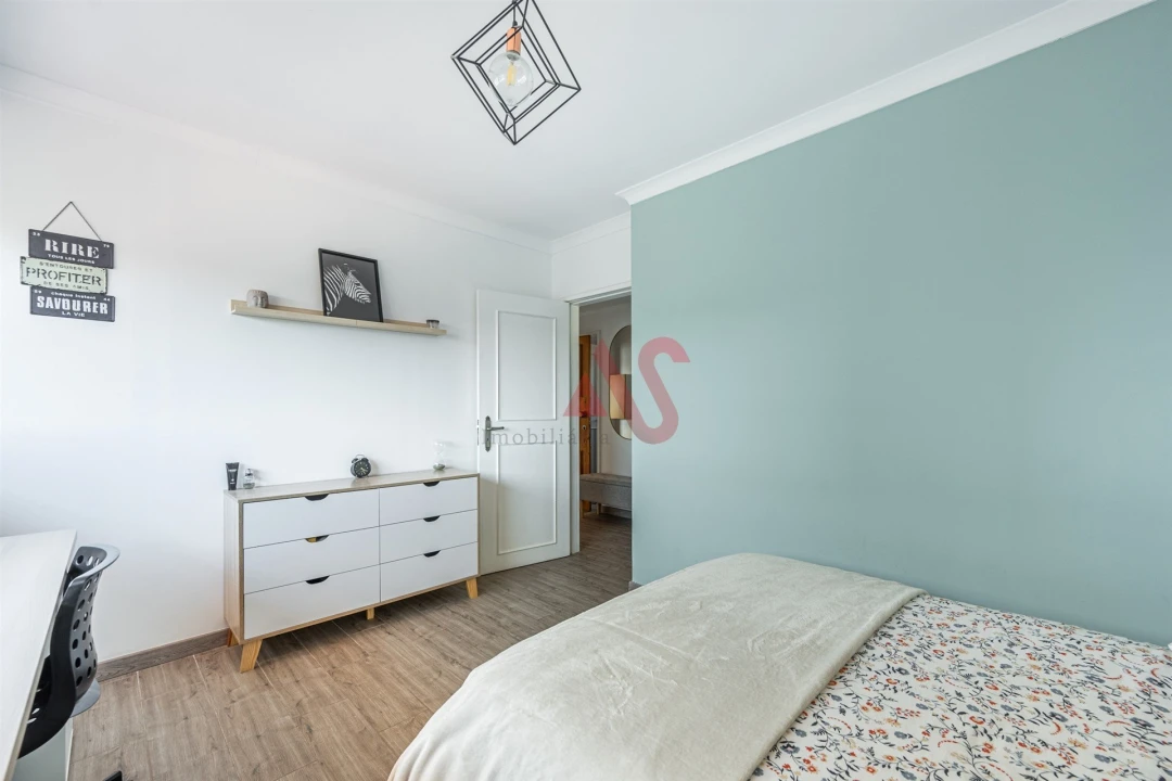 Apartamento T1 para Venda em São Mamede de Infesta e Senhora da Hora Foto 12