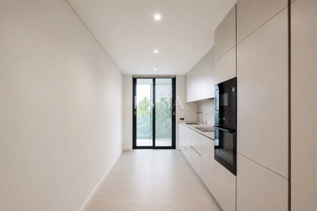 Apartamento T3 para Venda em Lordelo do Ouro e Massarelos Foto 4