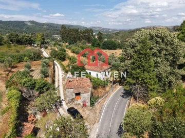 Moradia T3 para Venda em Quintela de Azurara