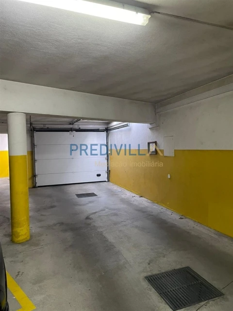 Garagem para Venda em Vila do Conde