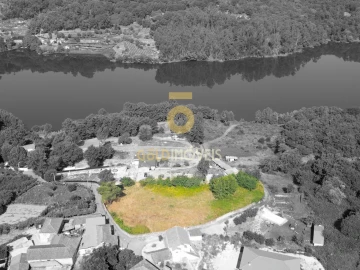 Terreno para Venda em Vila Boa do Bispo