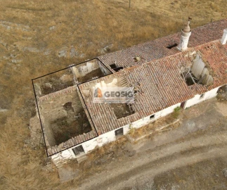 Quinta T3 para Venda em Almodôvar e Graça dos Padrões