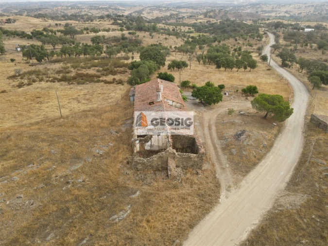Quinta T3 para Venda em Almodôvar e Graça dos Padrões Foto 3