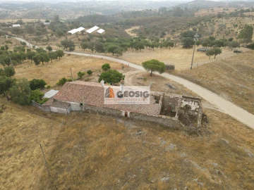 Quinta T3 para Venda em Almodôvar e Graça dos Padrões