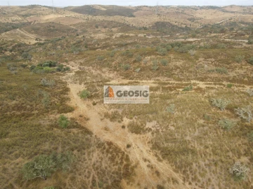 Quinta T3 para Venda em Almodôvar e Graça dos Padrões