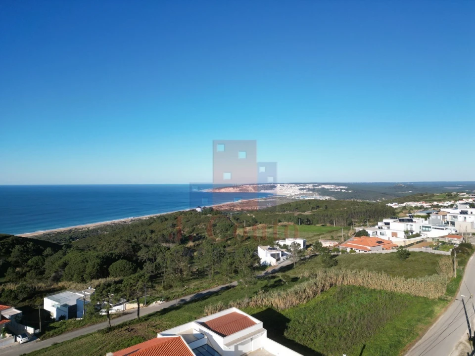 Terreno para Venda em Famalicão Foto 3