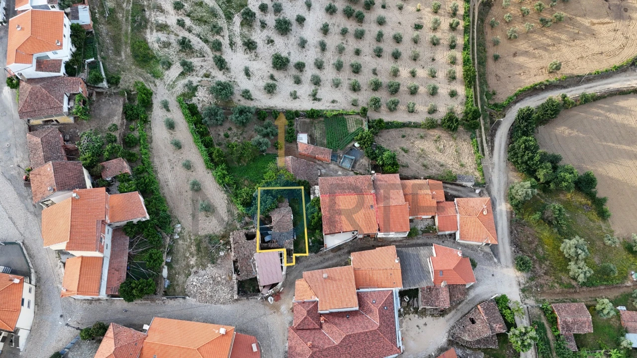 Moradia T0 para Venda em Agrobom, Saldonha e Vale Pereiro Foto 8