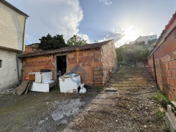 Armazém para Venda em Agrobom, Saldonha e Vale Pereiro