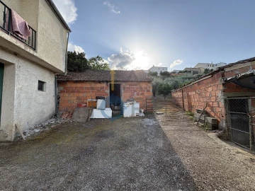 Armazém para Venda em Agrobom, Saldonha e Vale Pereiro