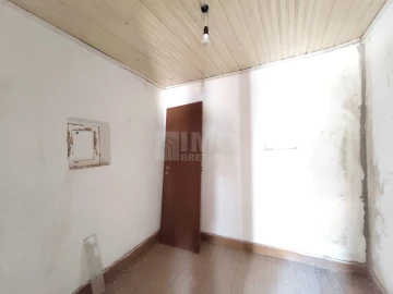 Moradia T3 para Venda em Teixoso e Sarzedo