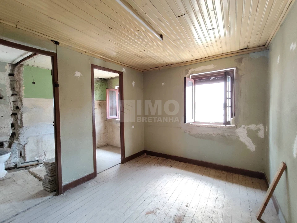 Moradia T3 para Venda em Teixoso e Sarzedo Foto 9