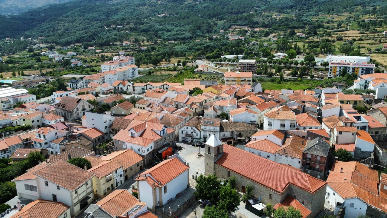 Moradia T3 para Venda em Teixoso e Sarzedo Foto 15