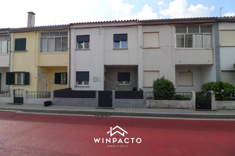 Moradia T3 para Venda em Seia, São Romão e Lapa dos Dinheiros Foto 53