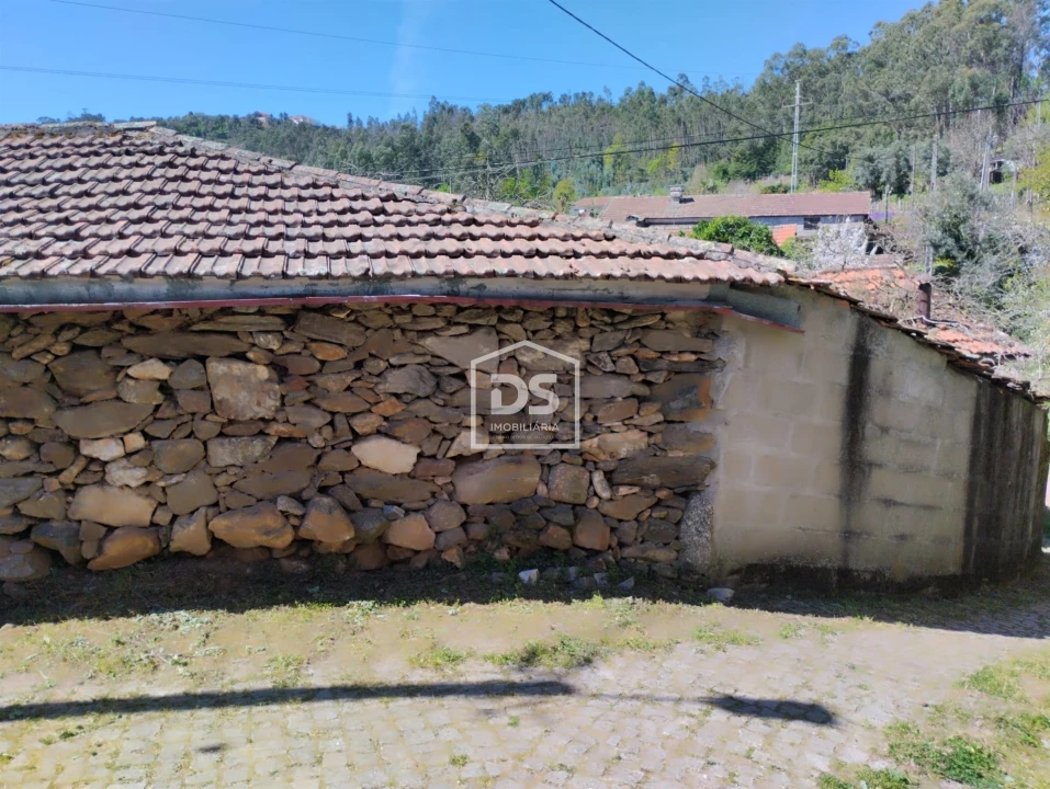 Moradia T0 para Venda em Telões Foto 9