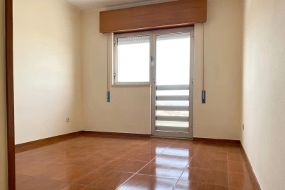 Apartamento T3 para Venda em Vilar de Andorinho
