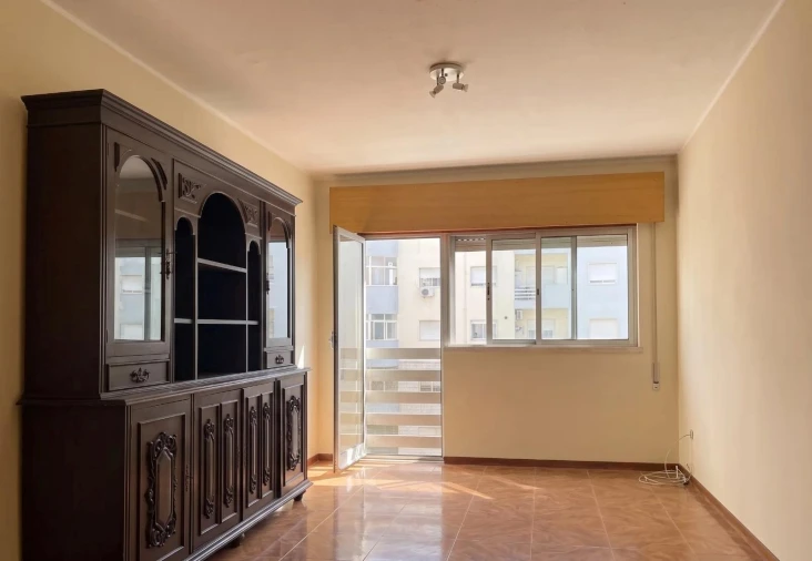 Apartamento T3 para Venda em Vilar de Andorinho Foto 13