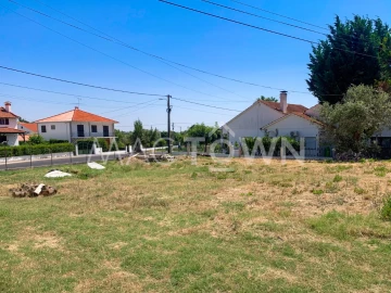 Moradia T4 para Venda em Chancelaria