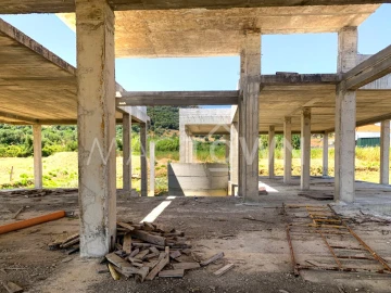 Moradia T4 para Venda em Chancelaria