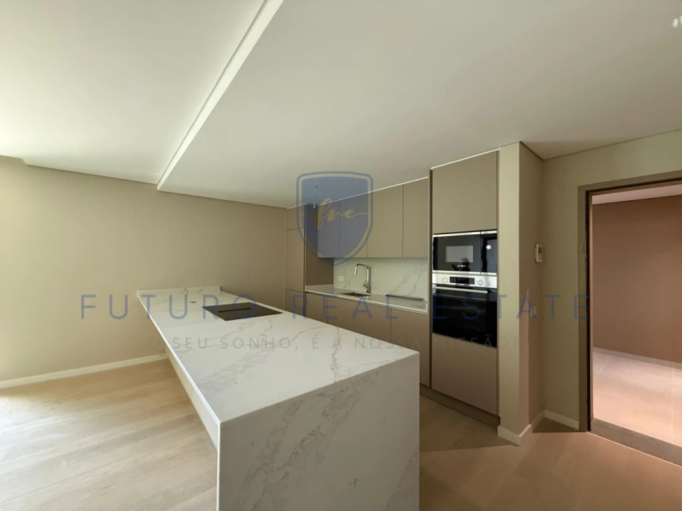 Apartamento T3 para Venda em São Martinho Foto 4