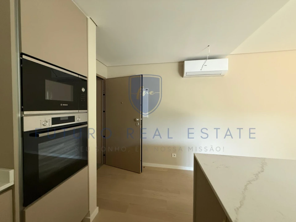Apartamento T3 para Venda em São Martinho Foto 5