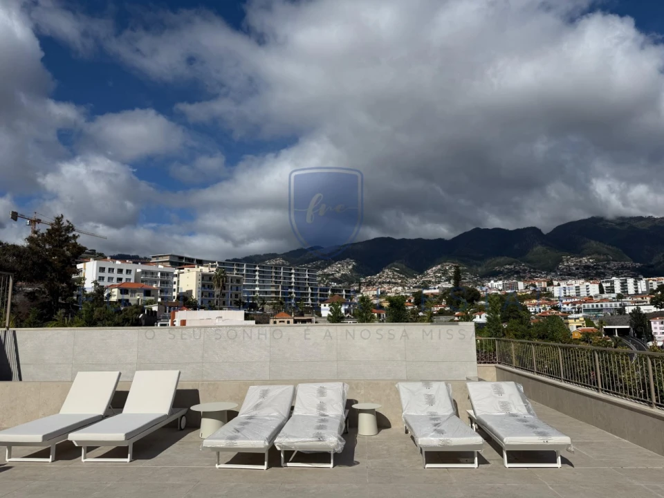 Apartamento T3 para Venda em São Martinho Foto 21