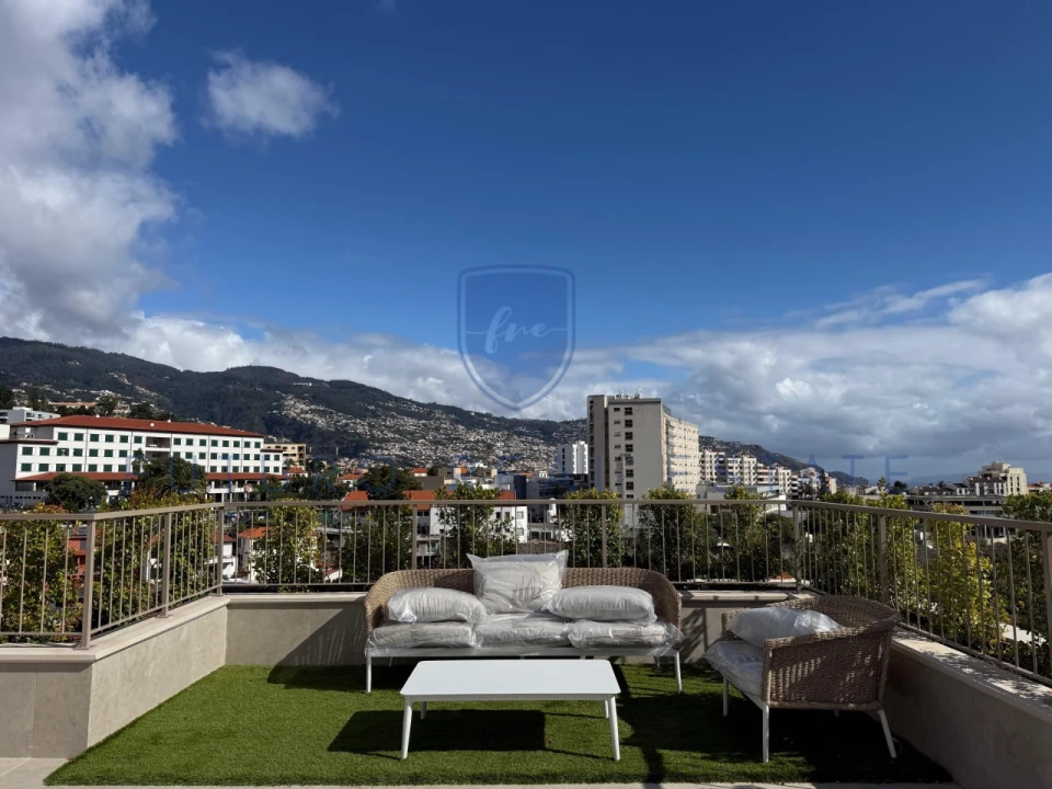 Apartamento T3 para Venda em São Martinho Foto 26