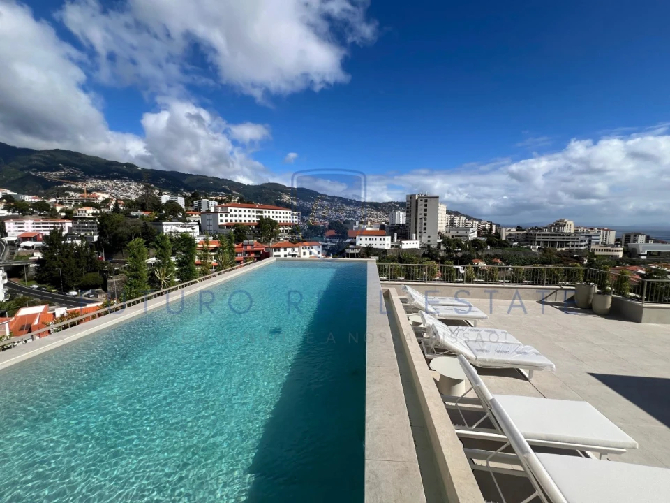 Apartamento T3 para Venda em São Martinho Foto 1