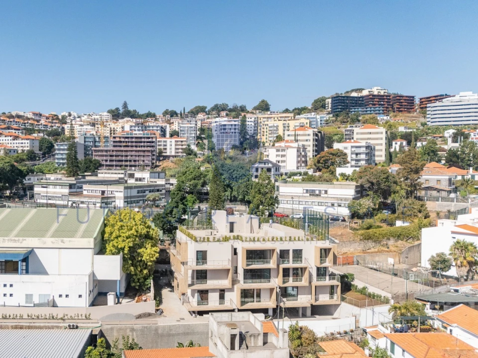 Apartamento T3 para Venda em São Martinho Foto 37