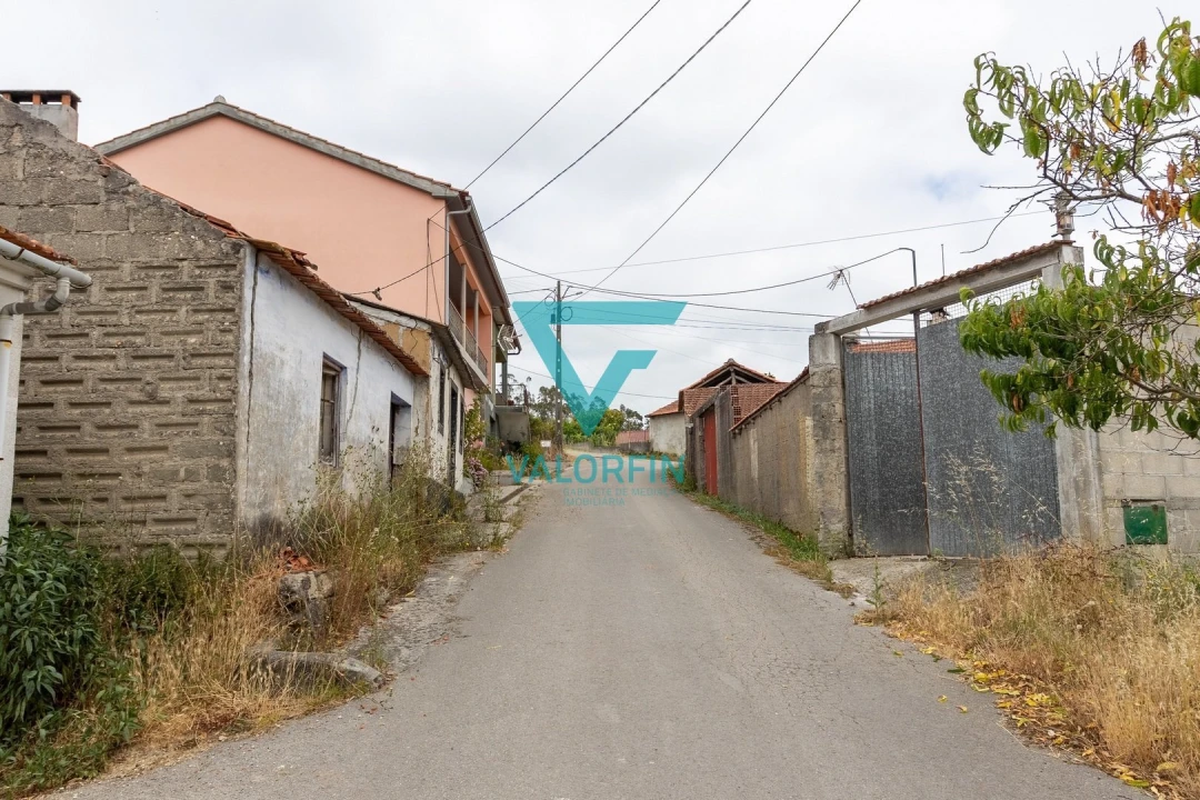 Moradia T3 para Venda em Almagreira Foto 2