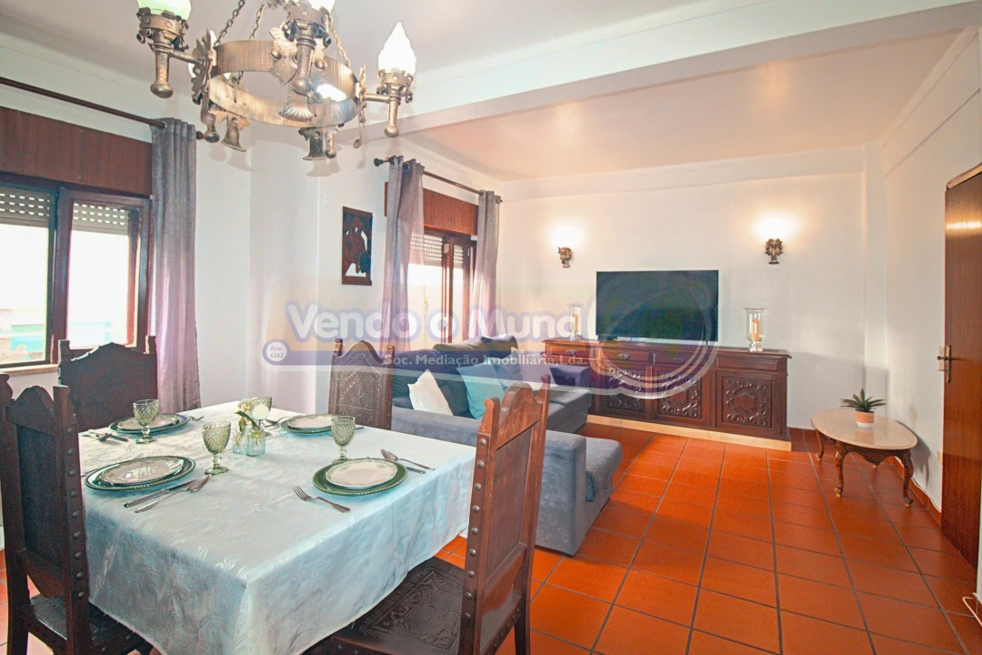 Apartamento T4 para Venda em Salvaterra de Magos e Foros de Salvaterra Foto 5