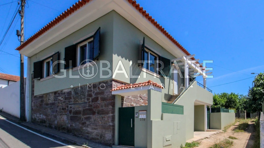 Moradia T2 para Venda em Foz do Sousa e Covelo