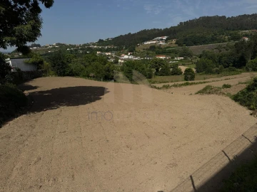 Quinta T3 para Venda em Regilde