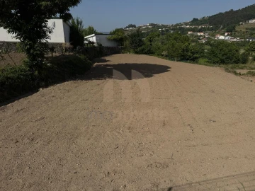 Quinta T3 para Venda em Regilde