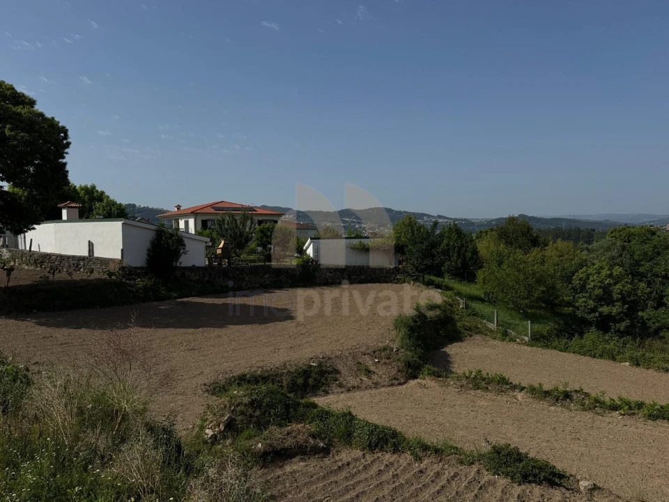 Quinta T3 para Venda em Regilde Foto 3