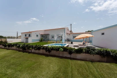Moradia T4 para Venda em Moita